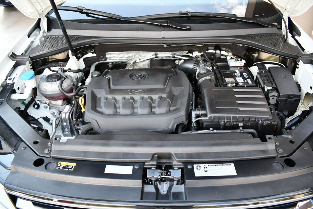 Used 2018 Volkswagen Tiguan S image 39