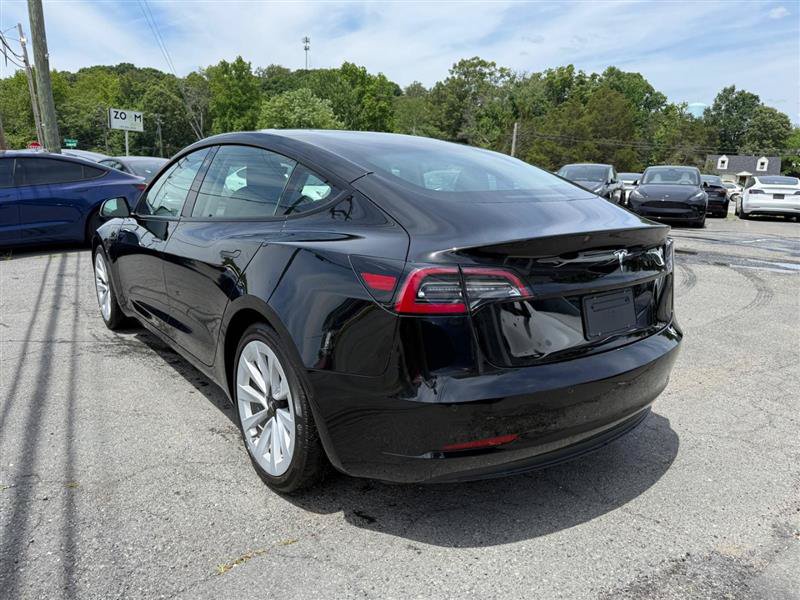 Used 2023 Tesla Model 3 Standard Range RWD image 3