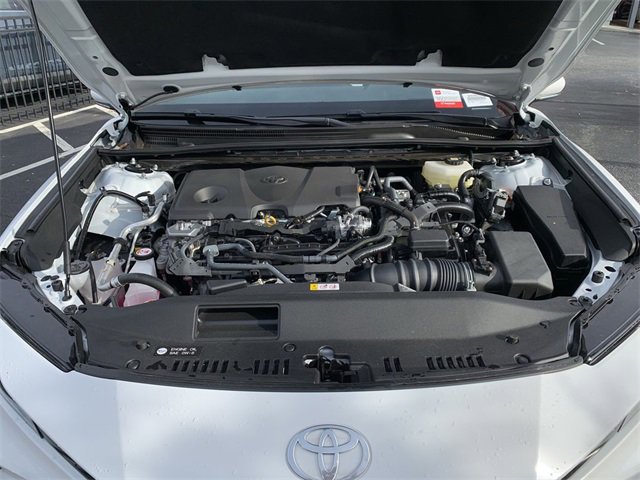 Used 2025 Toyota Camry SE image 16