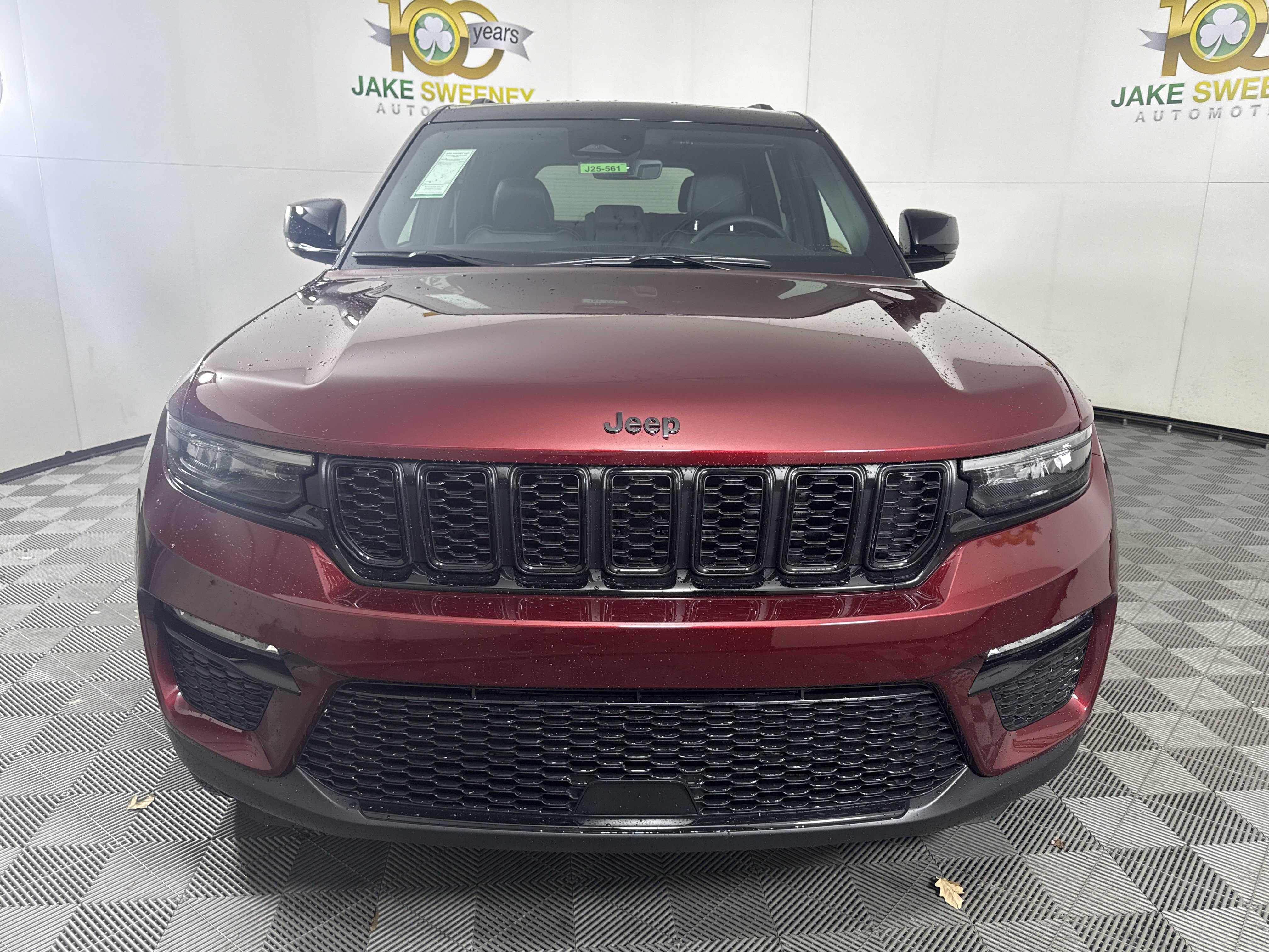 New 2025 Jeep Grand Cherokee Limited AWD/4WD image 3