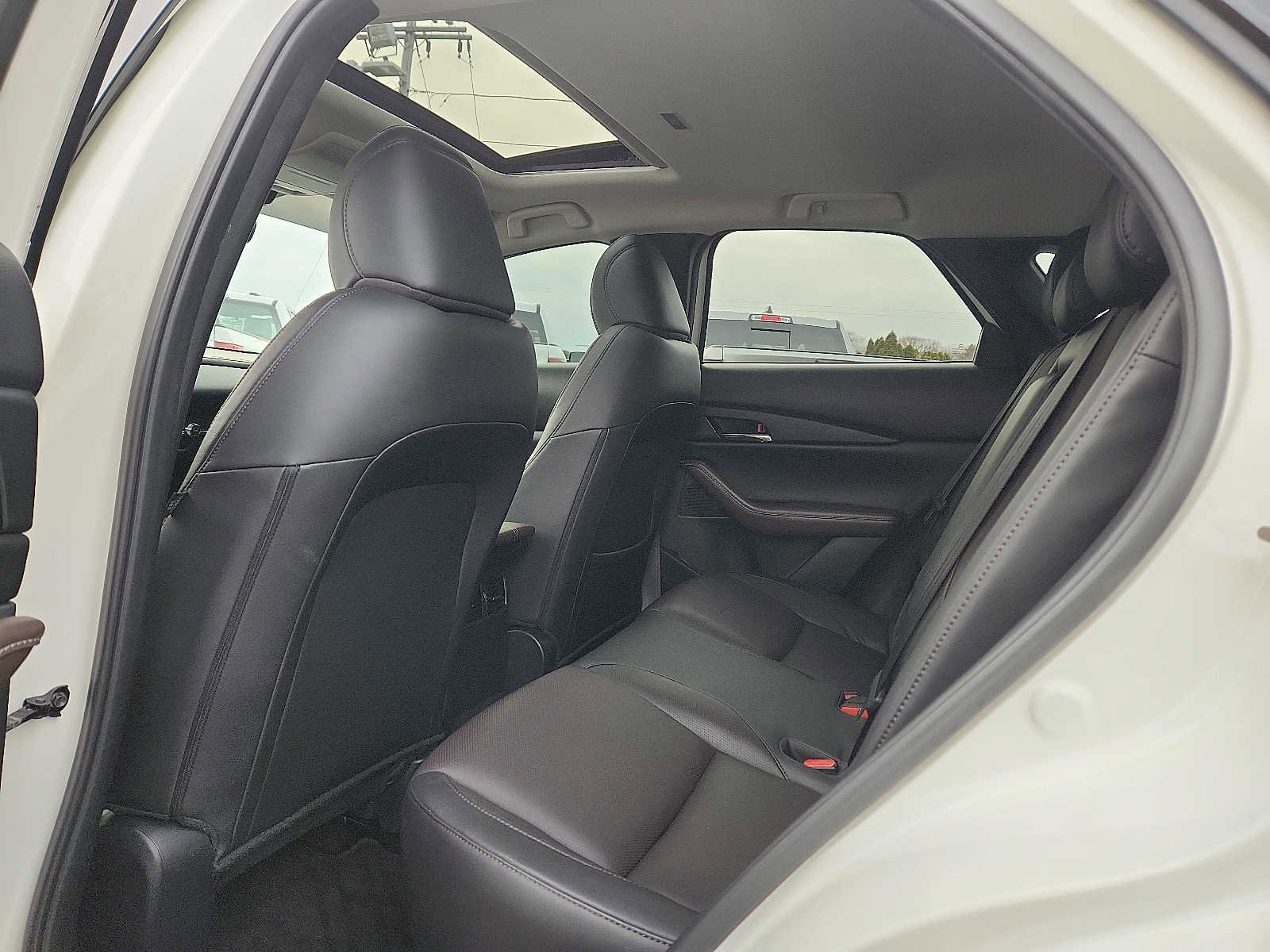 Used 2021 MAZDA CX-30 AWD 2.5 S w/ Premium Package image 10