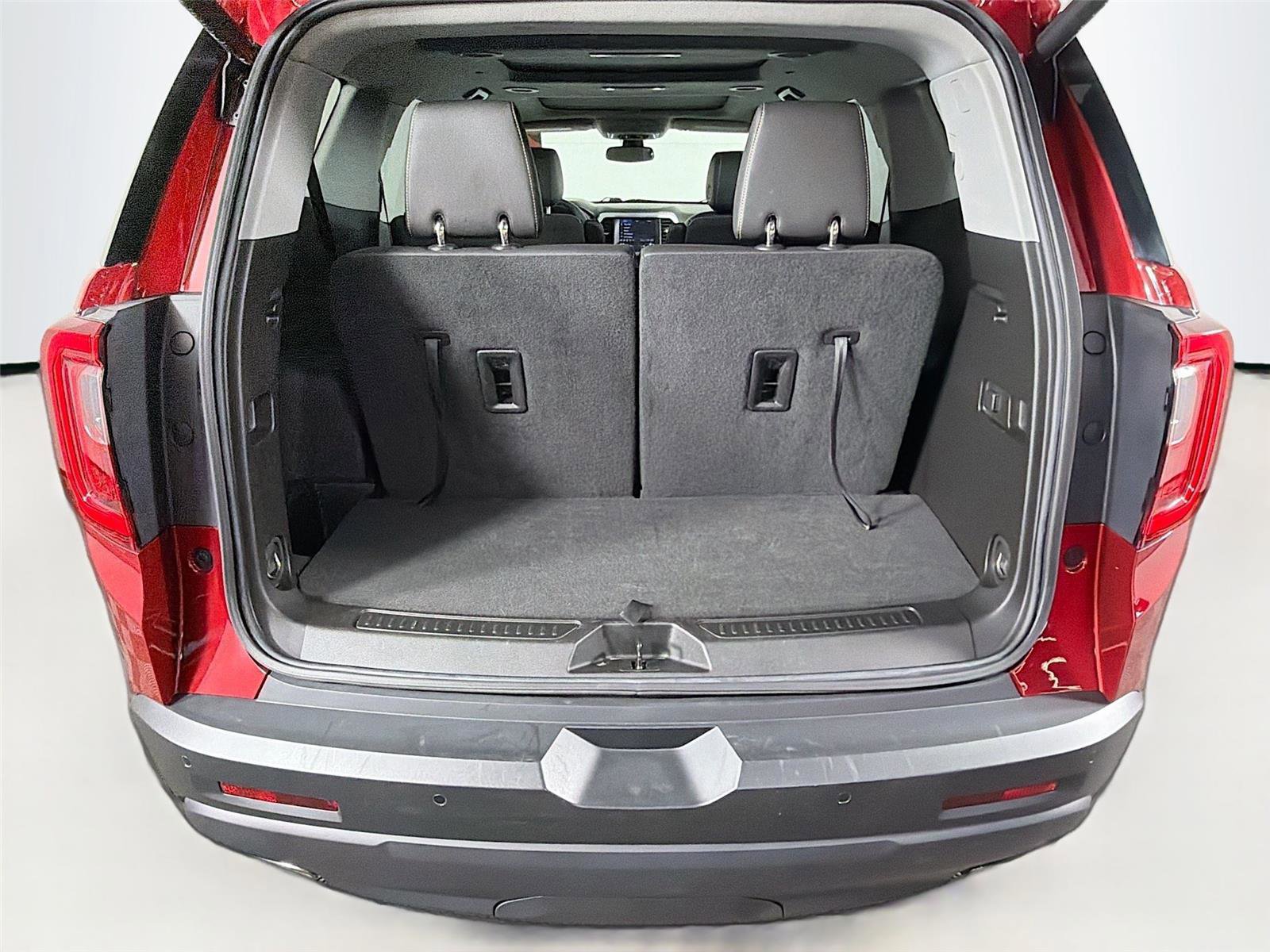 Used 2023 GMC Acadia SLT w/ Elevation Edition AWD/4WD image 28