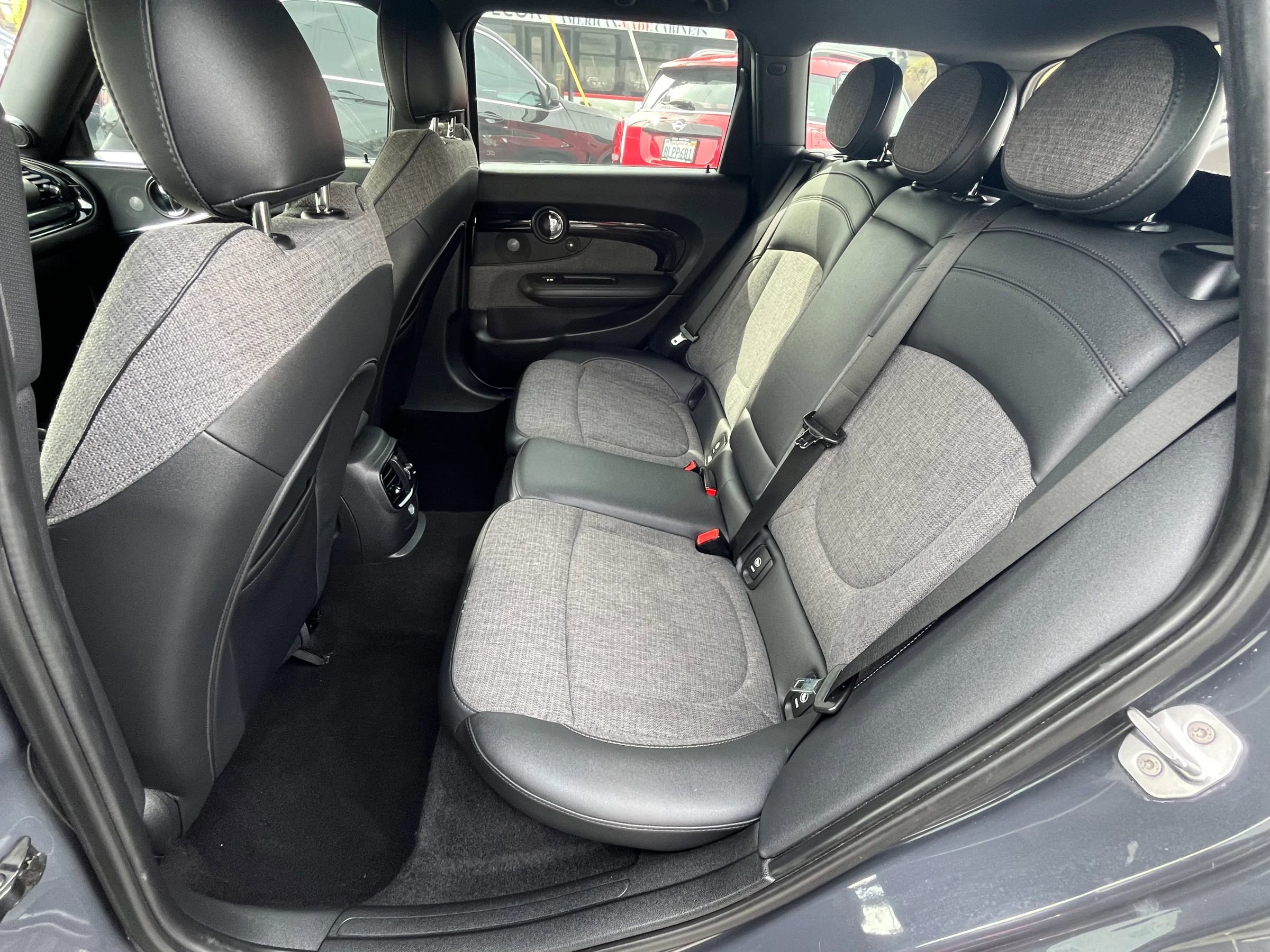 Used 2016 MINI Cooper Clubman S image 11