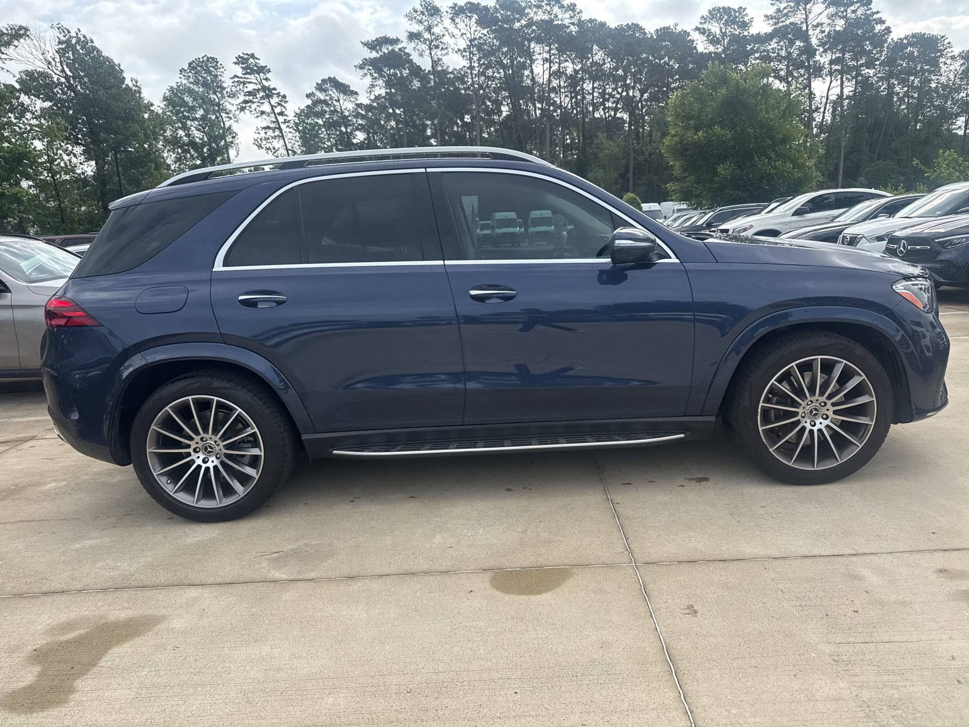 Certified 2024 Mercedes-Benz GLE 350 4MATIC image 3