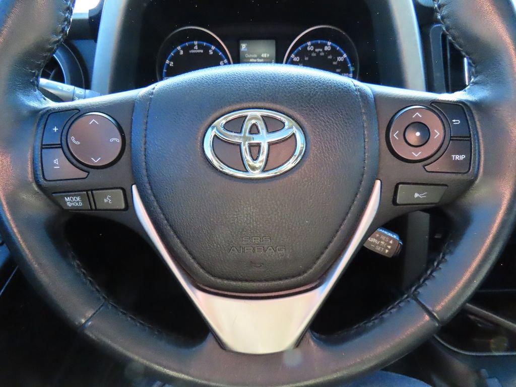 Used 2018 Toyota RAV4 XLE image 31