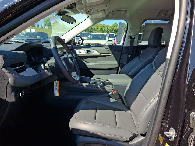 New 2026 Ford Explorer Active w/ Active Comfort Package RWD image 7