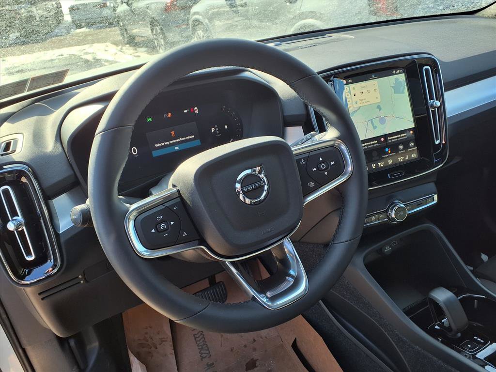 New 2026 Volvo XC40 B5 Ultra w/ Protection Package Premier AWD/4WD image 5