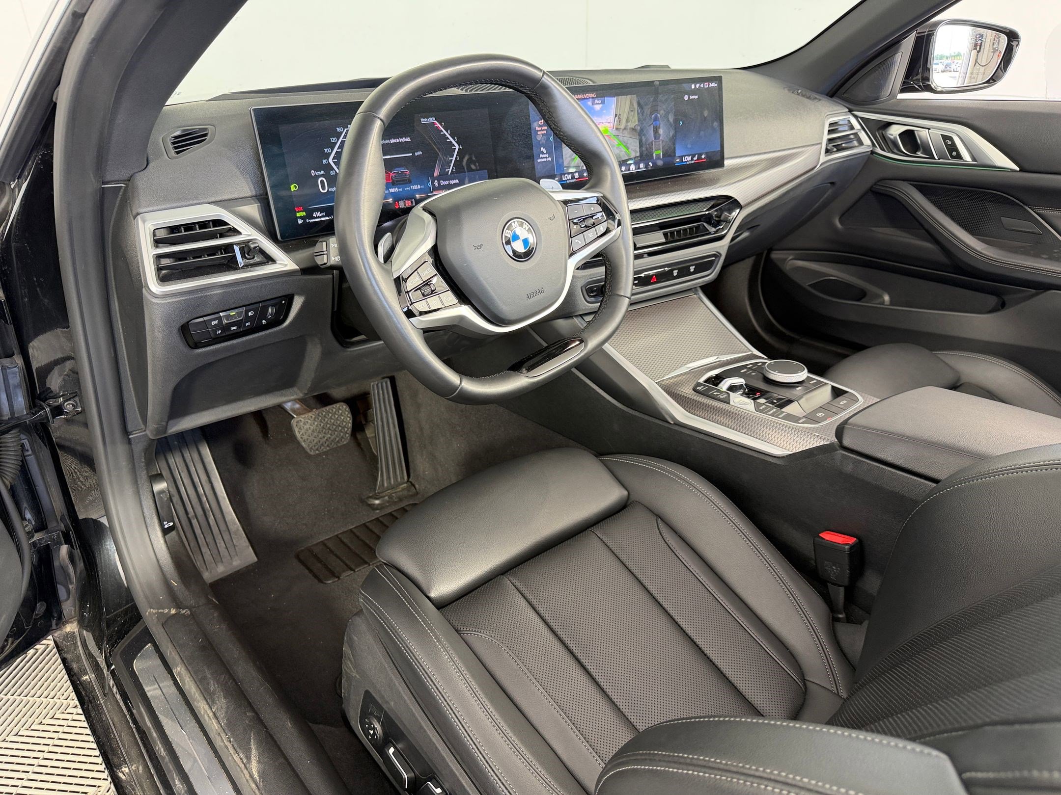 Certified 2025 BMW 430i Convertible RWD image 4