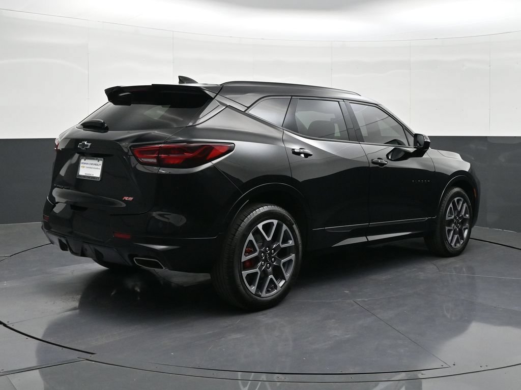 Certified 2023 Chevrolet Blazer RS w/ Driver Confidence II Package AWD/4WD image 5