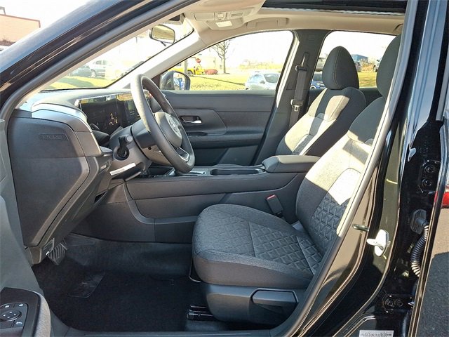 New 2026 Nissan Kicks SV w/ SV Premium Package image 11