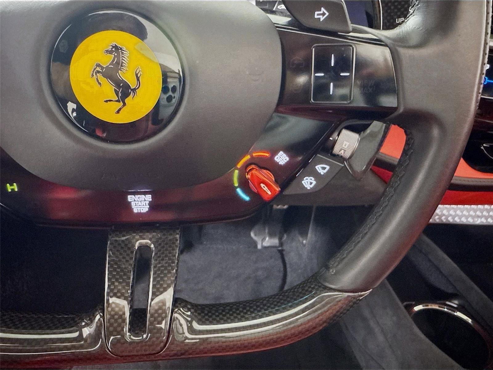 Used 2022 Ferrari SF90 Spider image 25