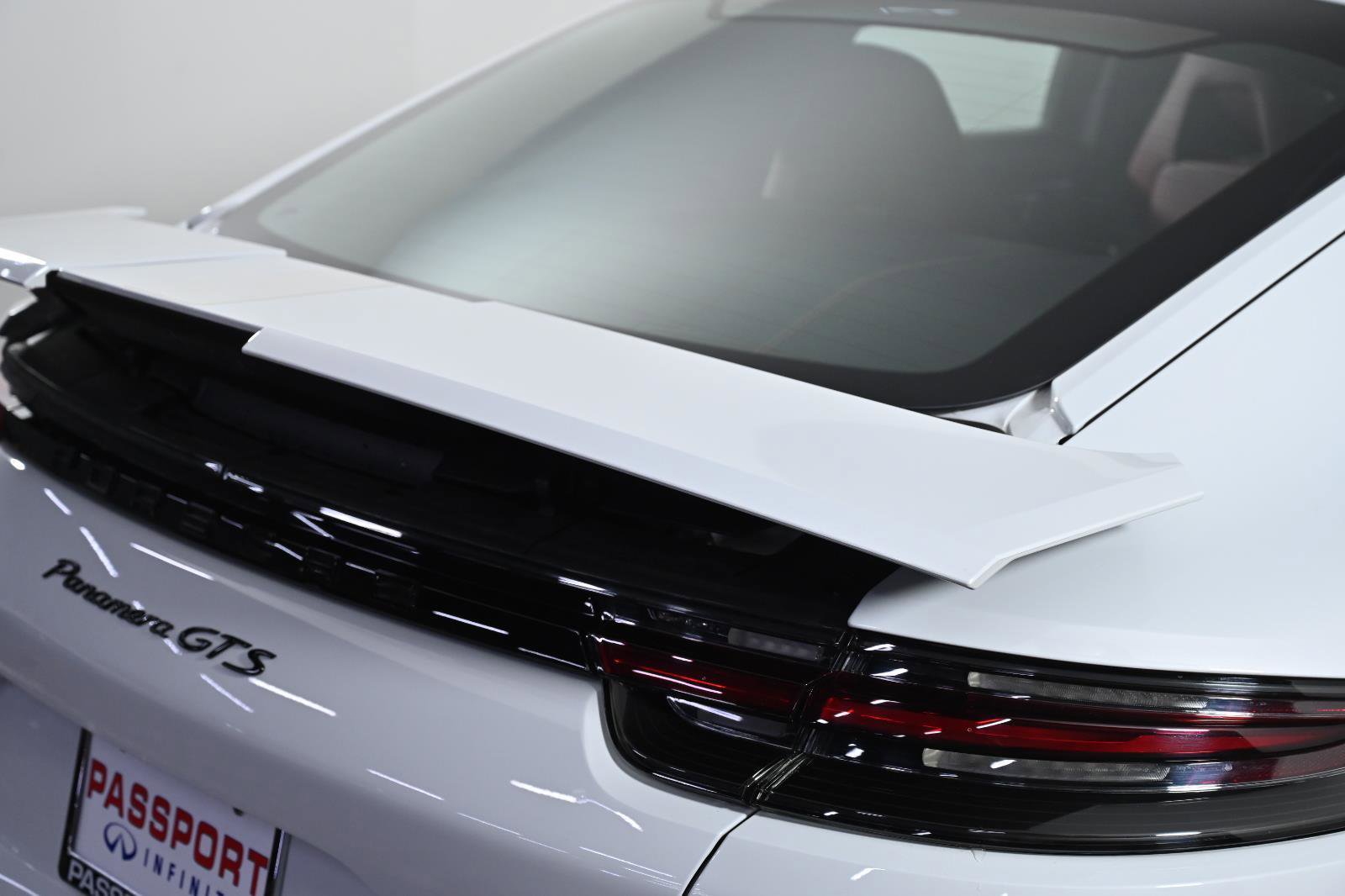 Used 2020 Porsche Panamera GTS image 9