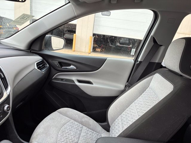 Used 2024 Chevrolet Equinox LS AWD/4WD image 28