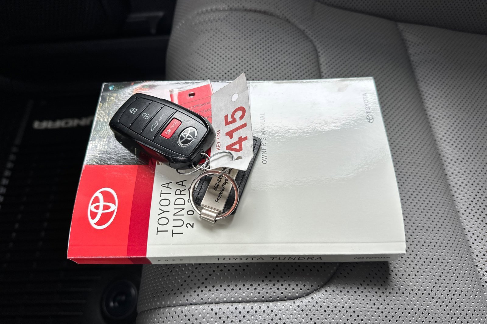 Used 2022 Toyota Tundra Limited w/ TRD Off-Road Package image 11