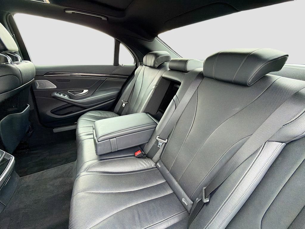 Used 2020 Mercedes-Benz S 450 Sedan image 20