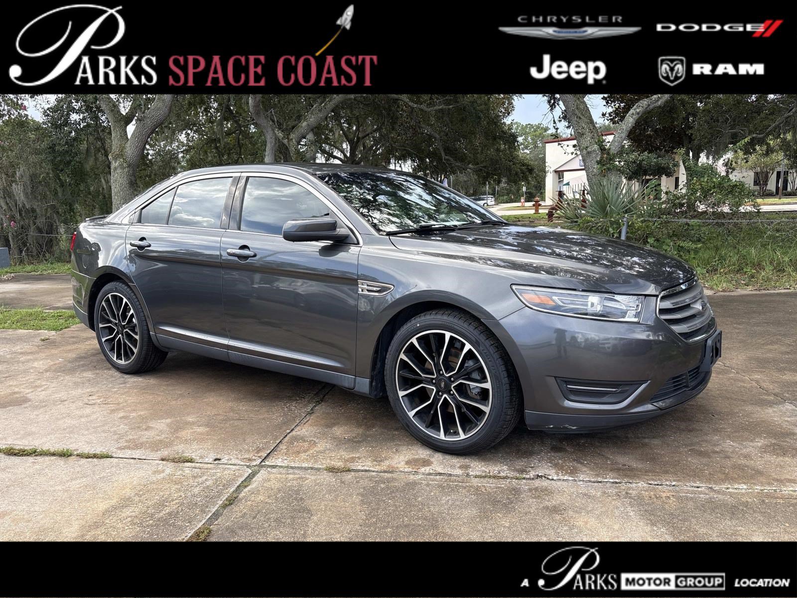 Used 2019 Ford Taurus SEL w/ Equipment Group 201A FWD image 1
