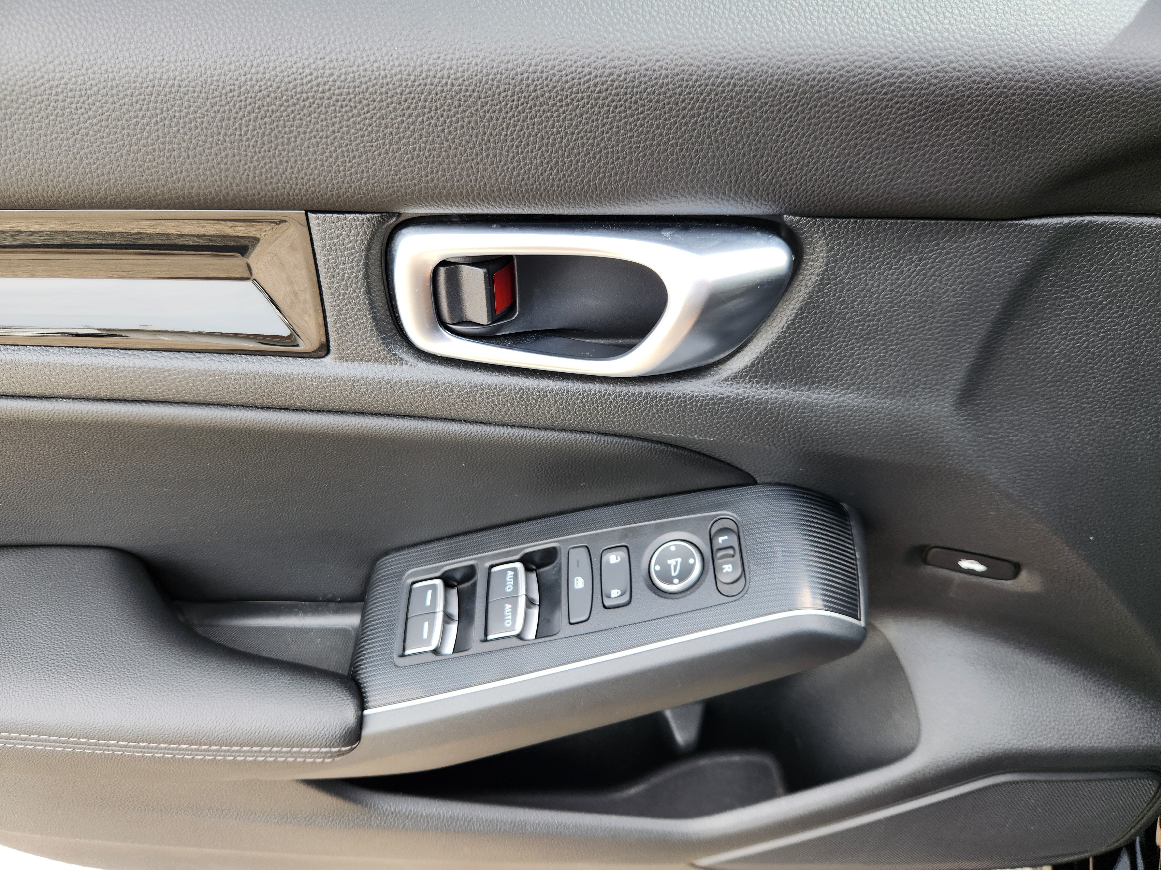 Certified 2024 Honda Civic Touring image 18