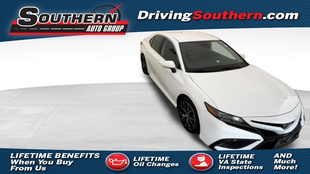 Used 2023 Toyota Camry SE