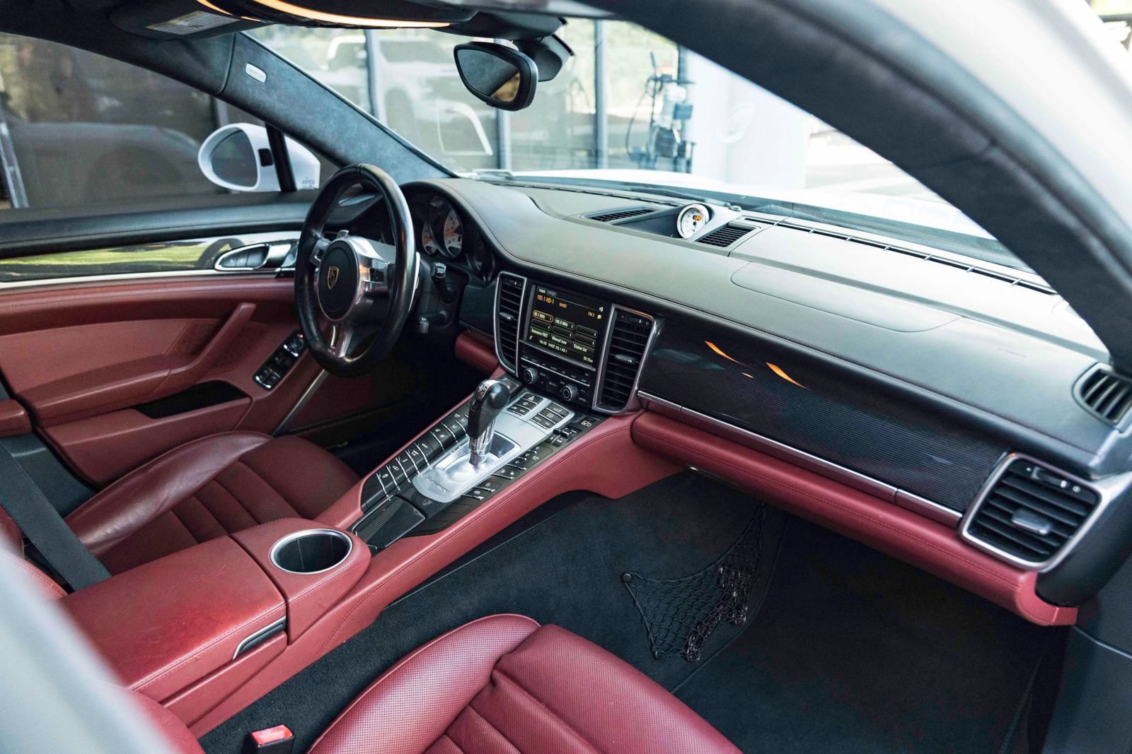 Used 2016 Porsche Panamera GTS AWD/4WD image 34