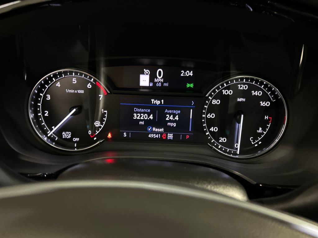 Used 2022 Cadillac XT5 Premium Luxury w/ LPO, Floor Liner Package image 16