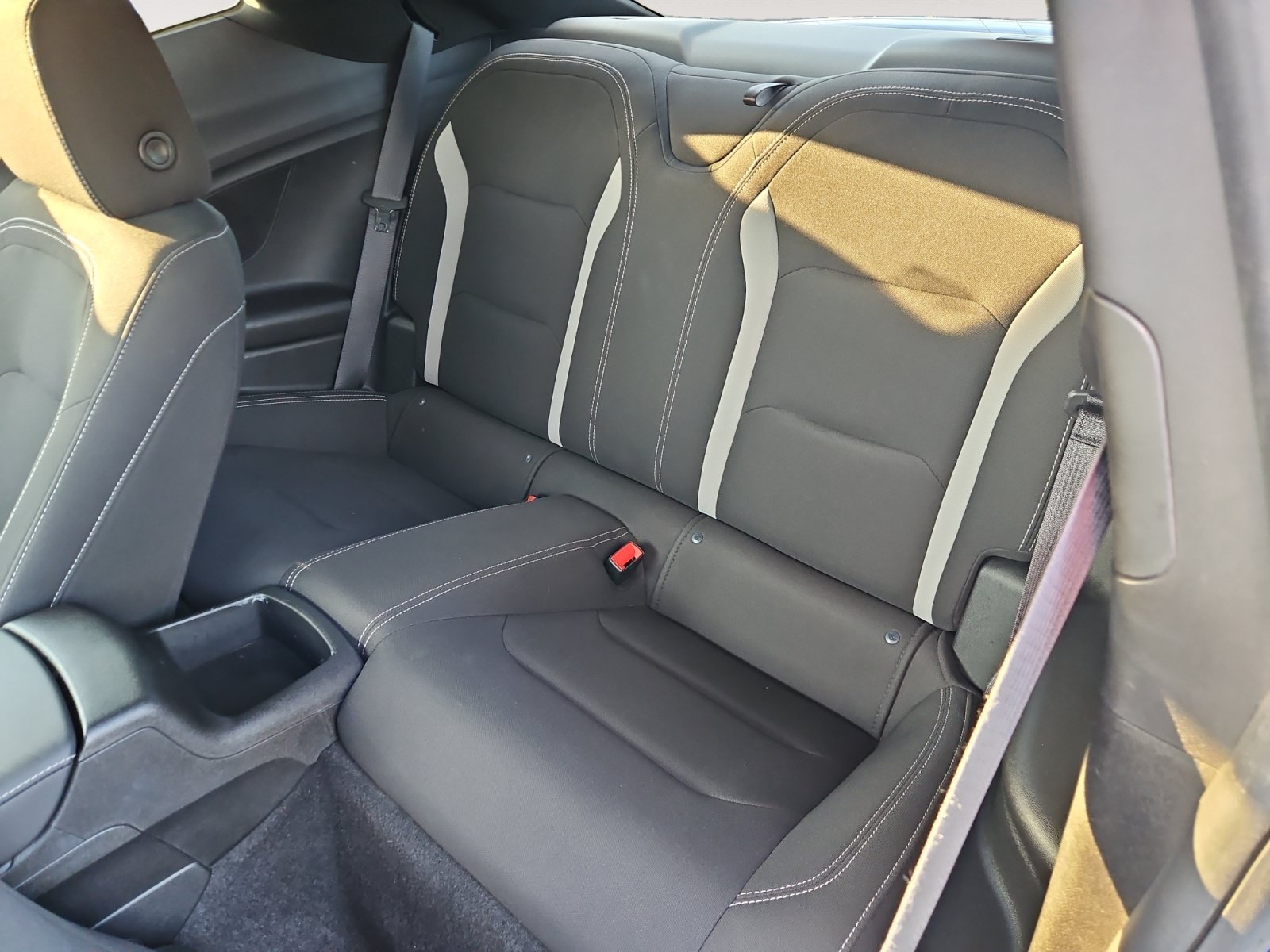 Used 2019 Chevrolet Camaro SS RWD image 13
