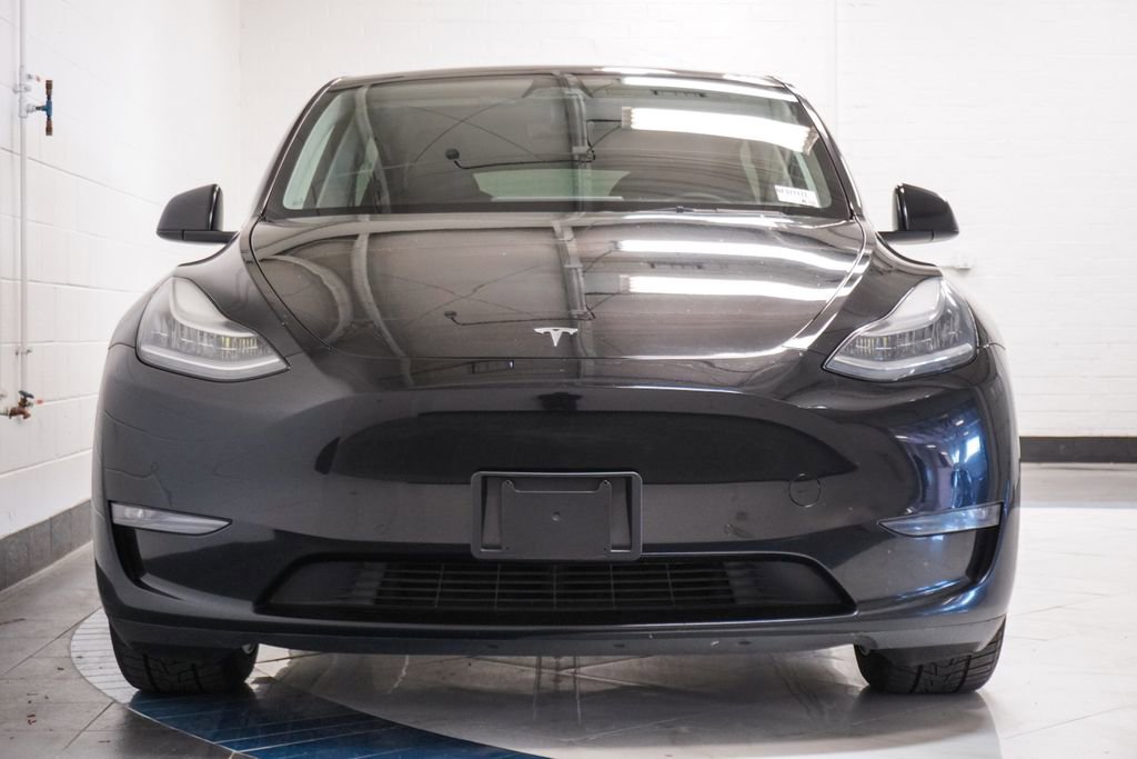 Used 2022 Tesla Model Y Long Range AWD/4WD image 30