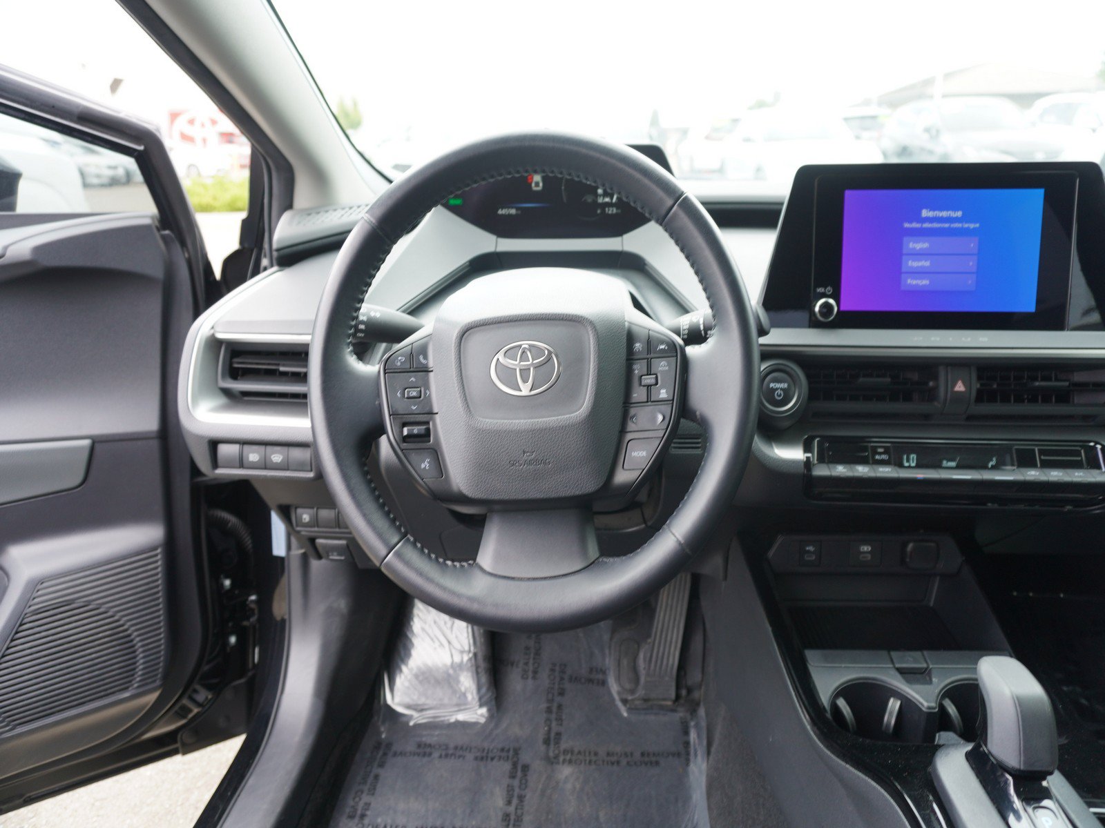 Used 2023 Toyota Prius LE FWD image 16