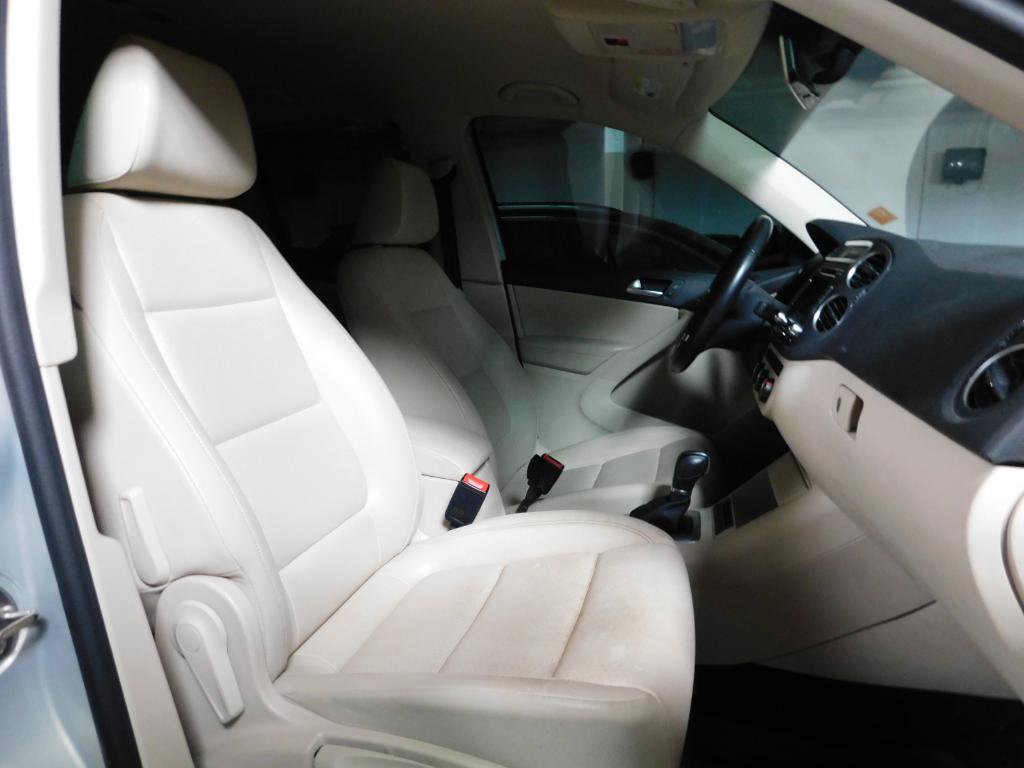 Used 2015 Volkswagen Tiguan SE AWD/4WD image 16