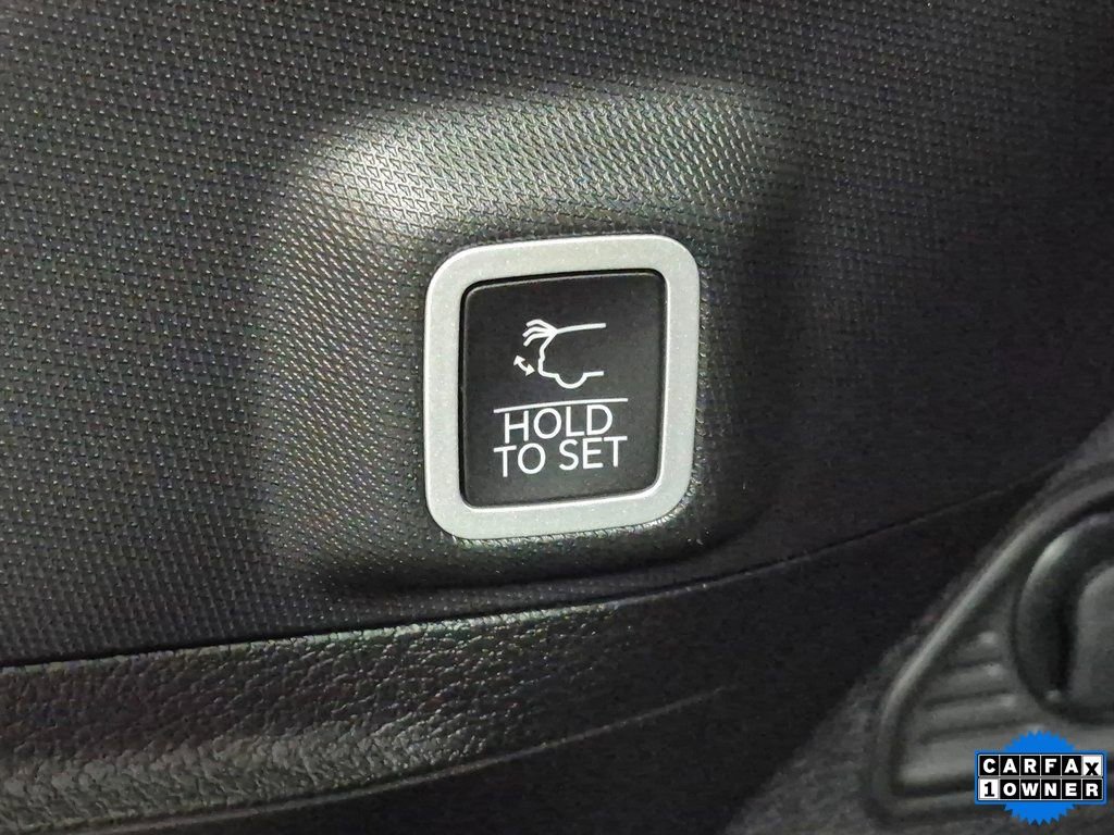 Used 2024 Jeep Grand Cherokee Summit image 27