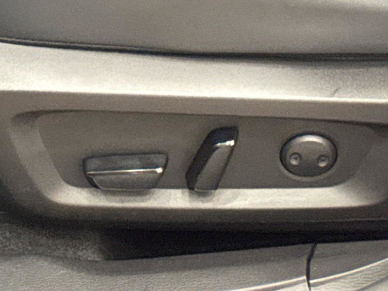 Used 2024 Mitsubishi Outlander SE image 40