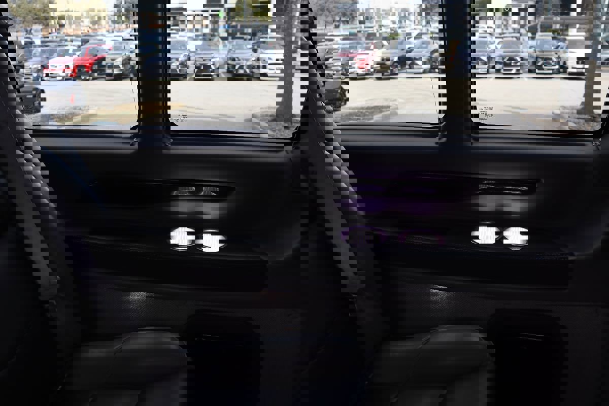 Used 2020 GMC Savana 2500 Extended w/ Enhanced Convenience Package image 58