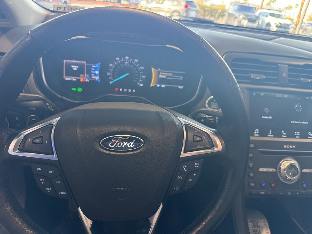 Used 2017 Ford Fusion Titanium image 23