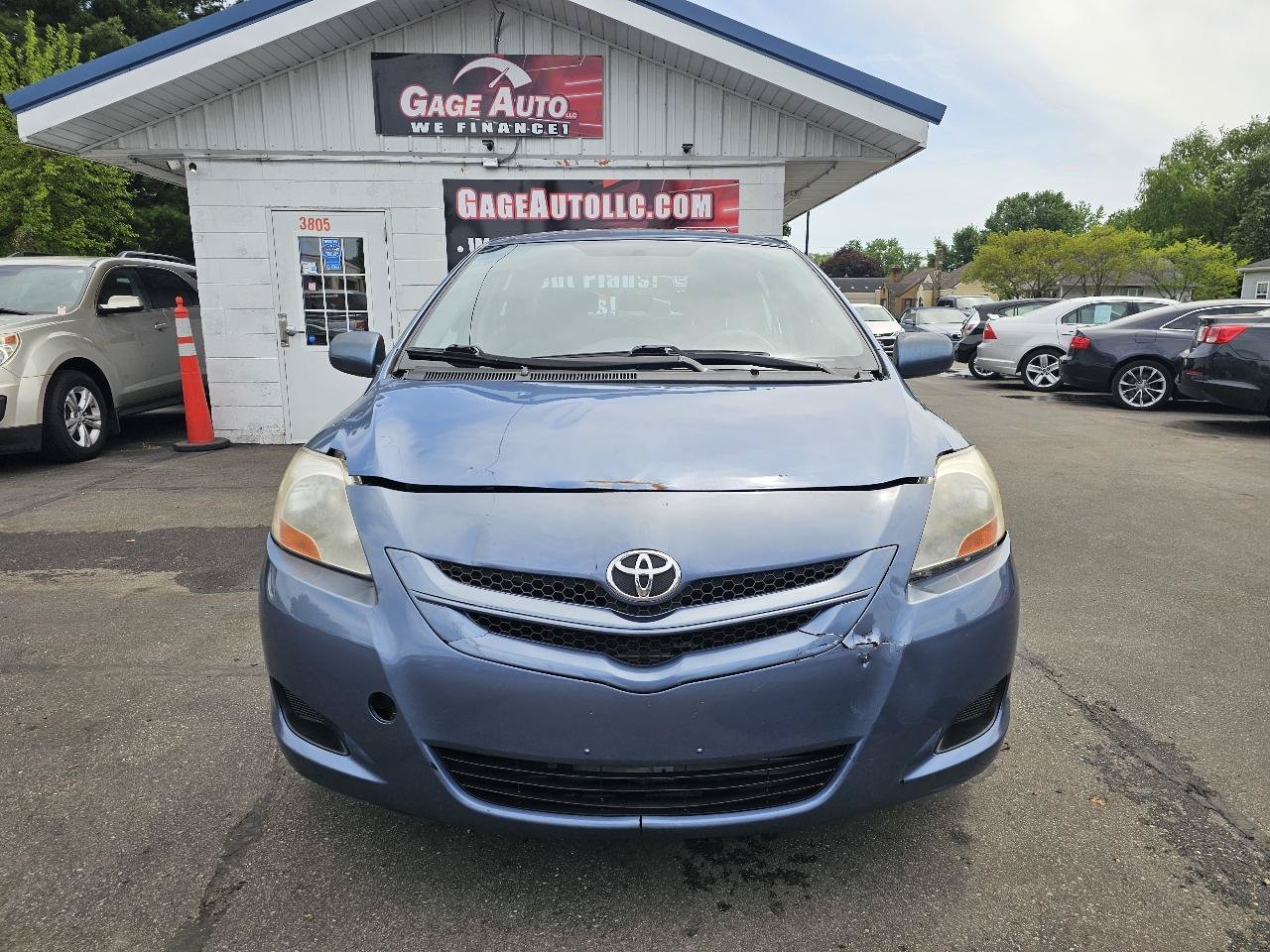 Used 2008 Toyota Yaris Sedan FWD image 3