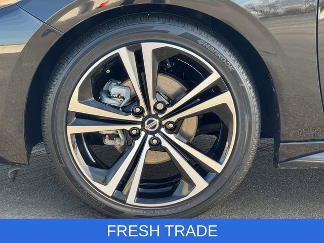 Used 2023 Nissan Sentra SR w/ SR Premium Package image 7