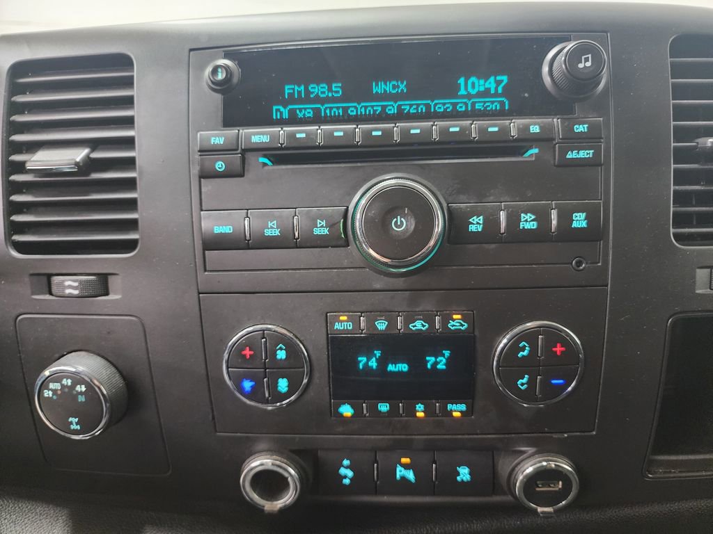 Used 2010 GMC Sierra 1500 SLE w/ Power Pack Plus AWD/4WD image 15