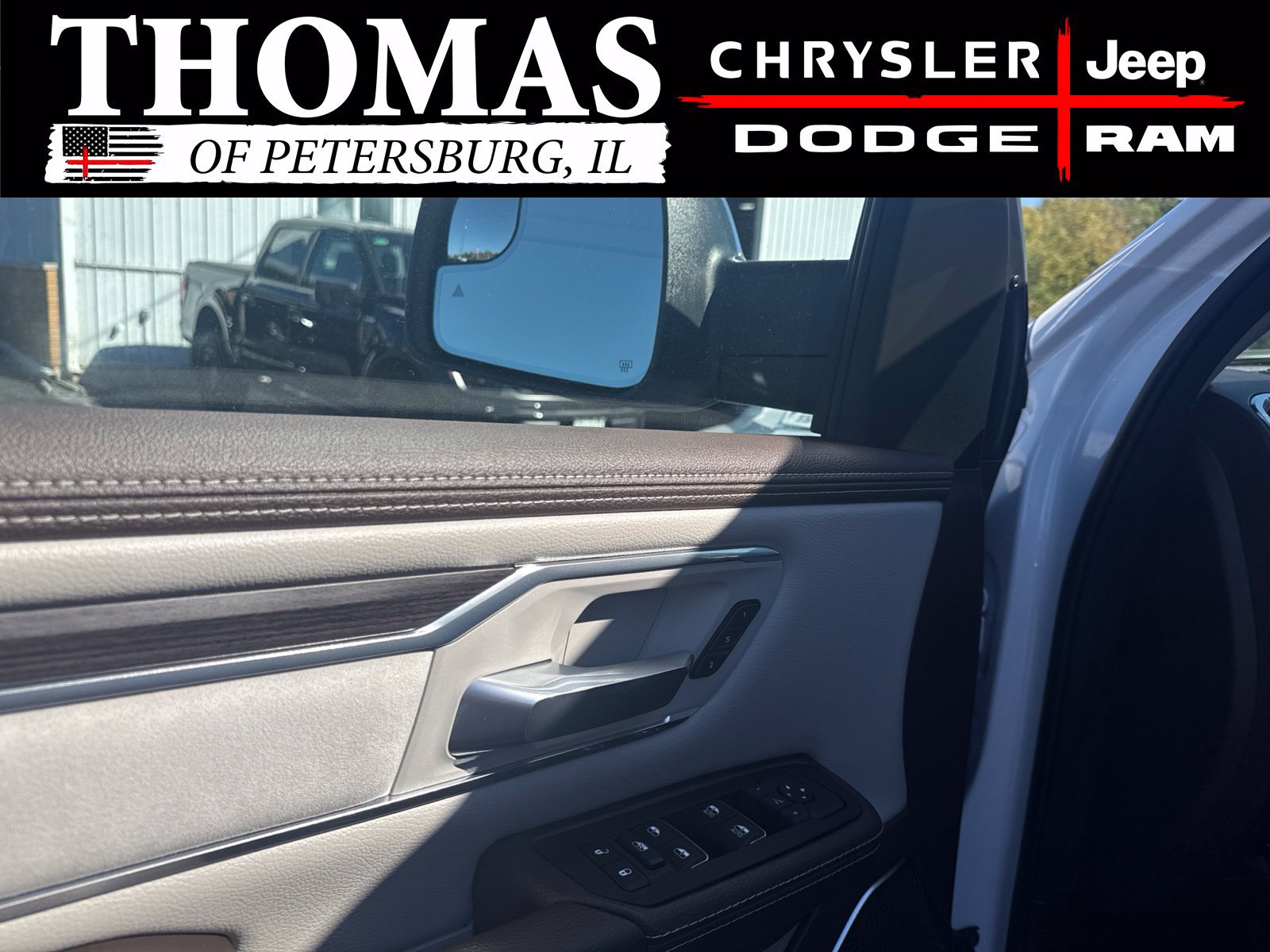 Used 2025 RAM 1500 Laramie AWD/4WD image 9