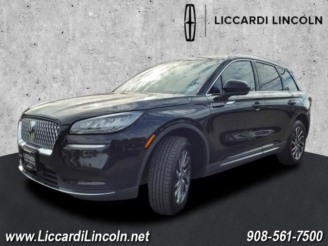 Certified 2021 Lincoln Corsair AWD w/ Equipment Group 101A image 4