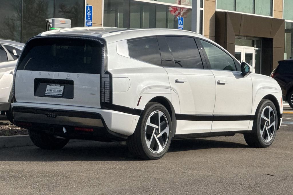 New 2026 Hyundai Ioniq 9 Calligraphy image 4