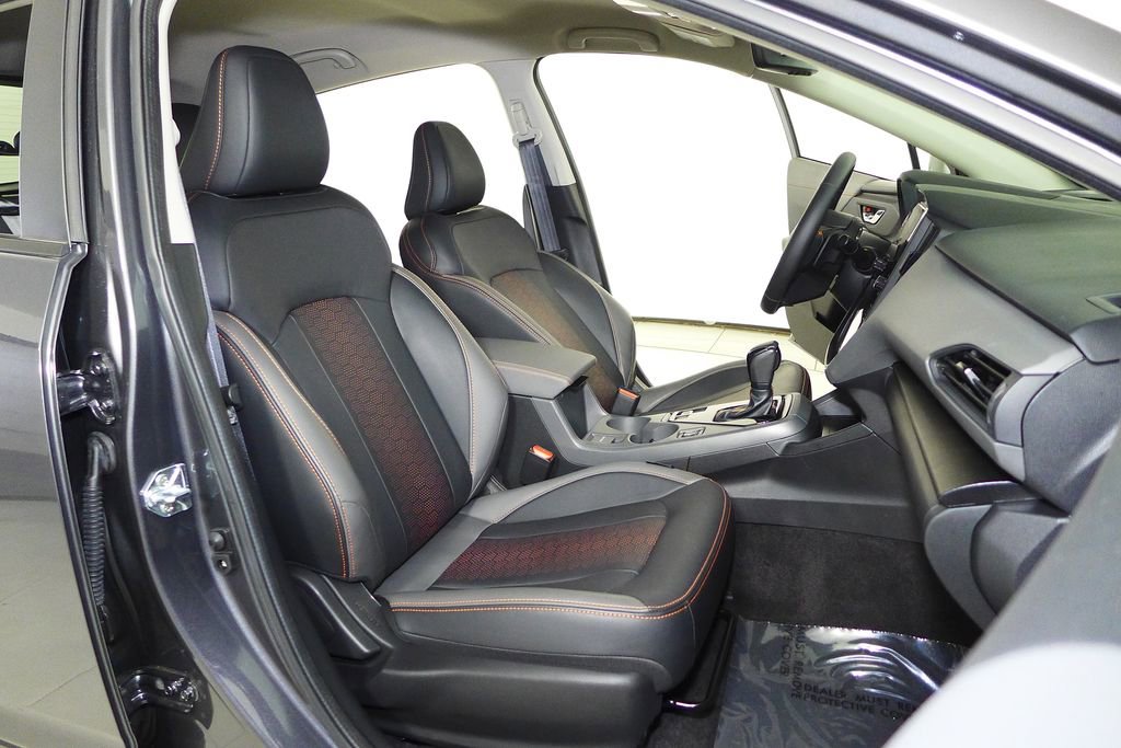 Certified 2025 Subaru Crosstrek 2.5i Limited w/ Crosstrek Mirror Package image 18