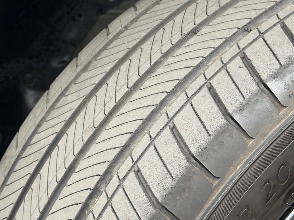 Used 2024 Honda Pilot Sport image 16