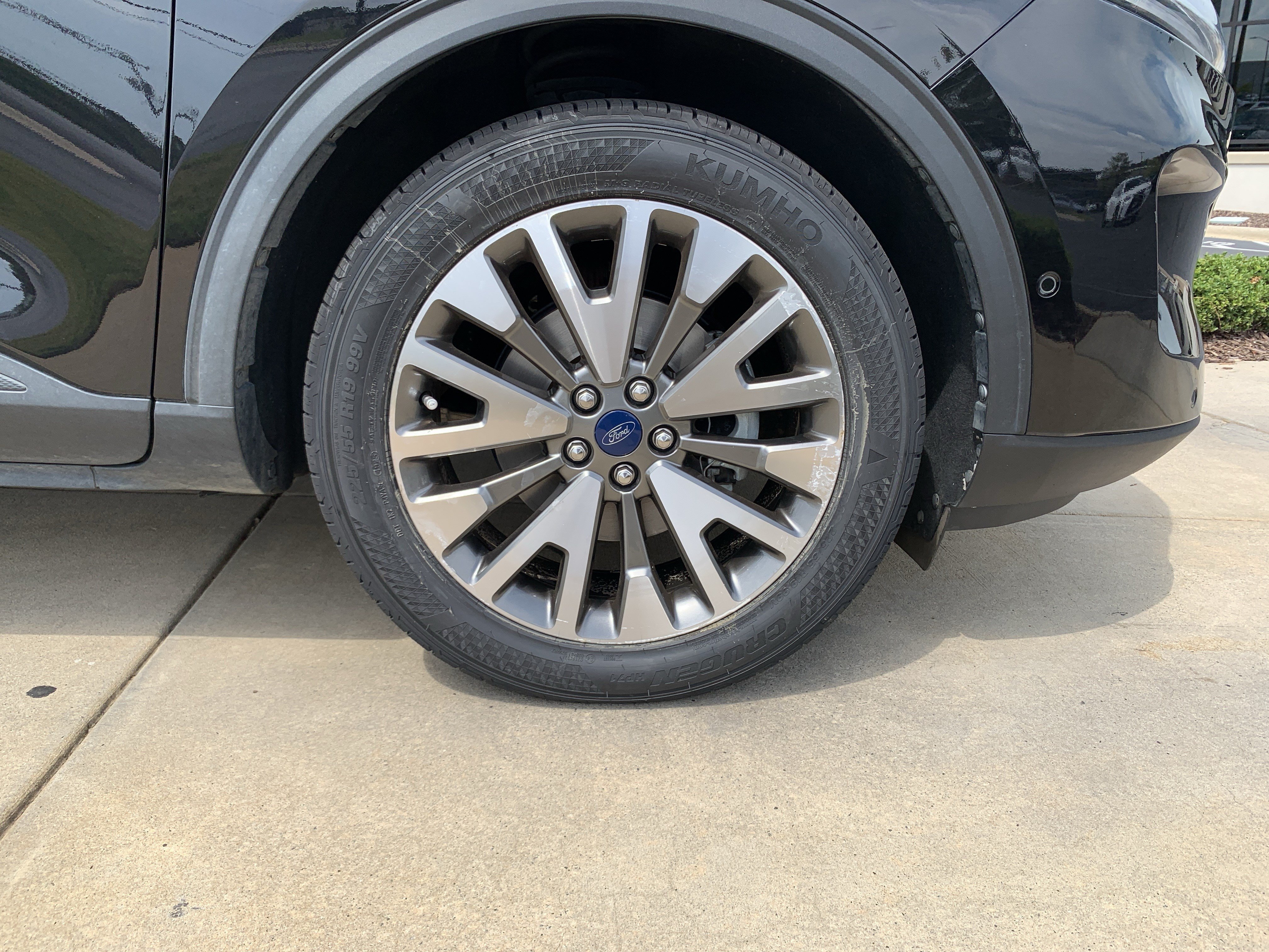 Used 2021 Ford Escape Titanium AWD/4WD image 13