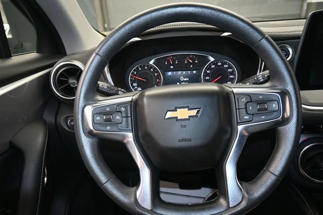 Used 2024 Chevrolet Blazer LT w/ Convenience Package FWD image 8