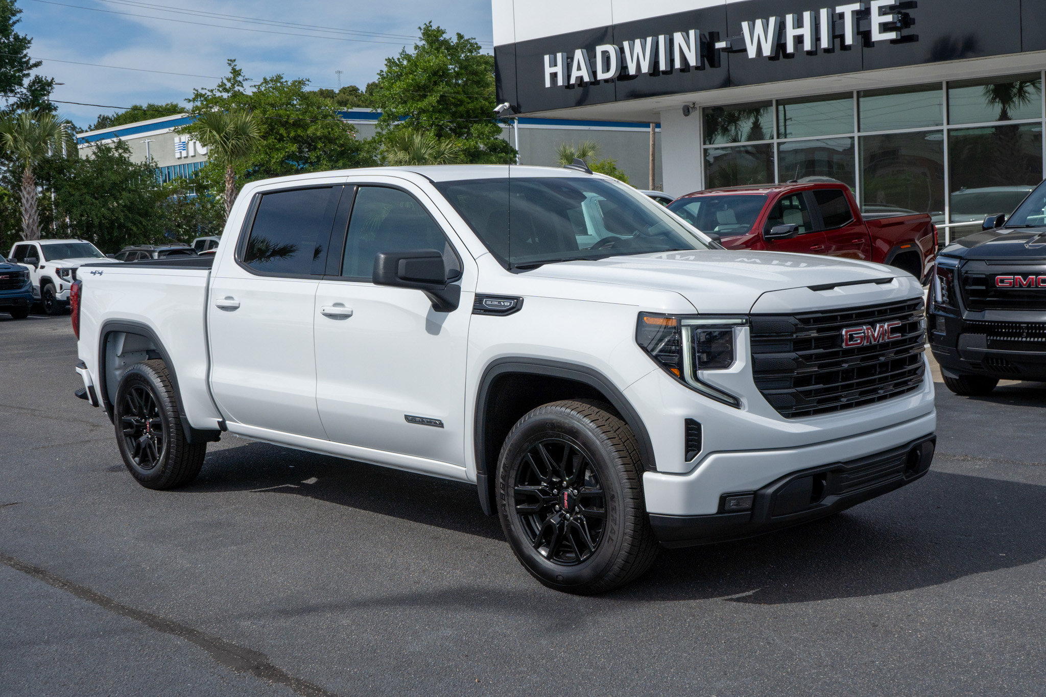 New 2026 GMC Sierra 1500 Elevation AWD/4WD image 1