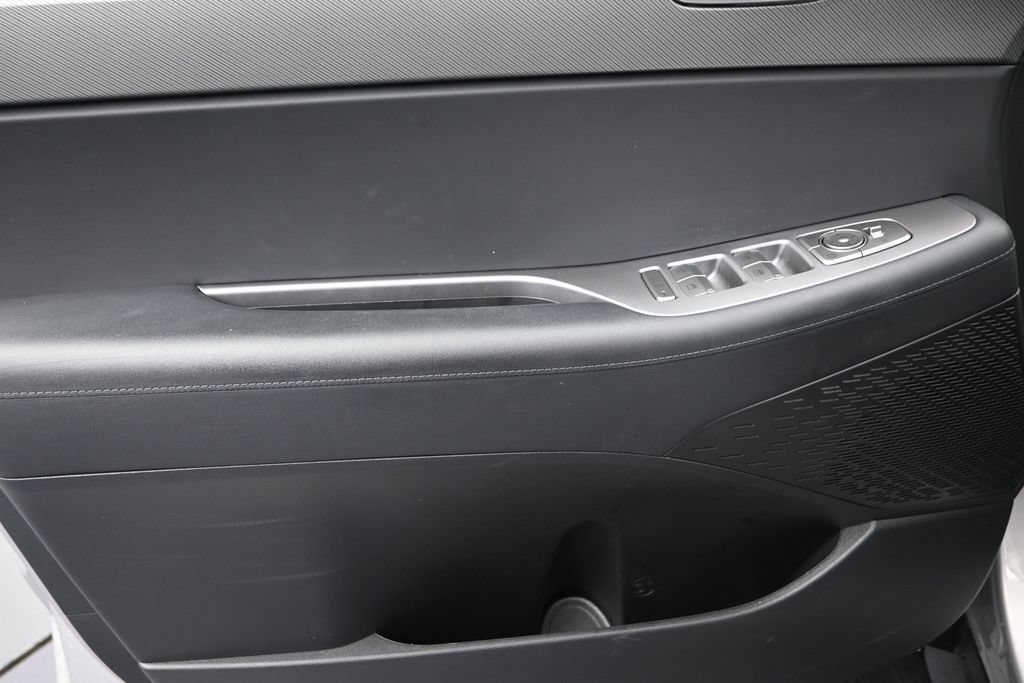 Used 2025 Hyundai Palisade SEL FWD image 11