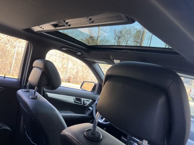 Used 2014 Mercedes-Benz C 250 Sedan image 29