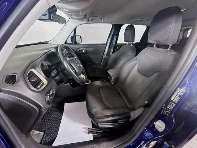 Used 2016 Jeep Renegade Latitude w/ Cold Weather Group AWD/4WD image 22