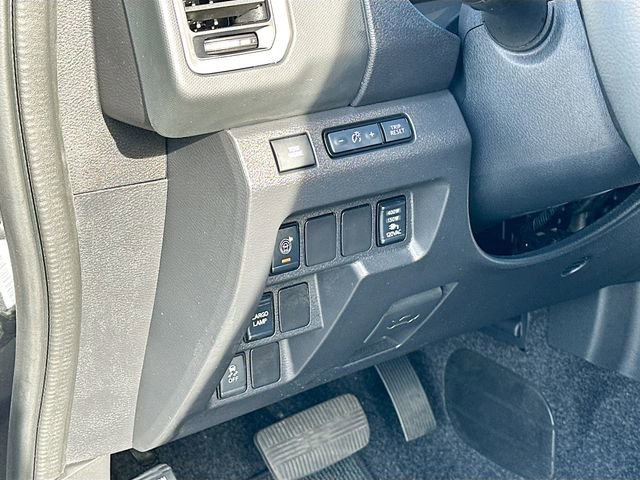 Used 2024 Nissan Frontier SV w/ SV Convenience Package image 10