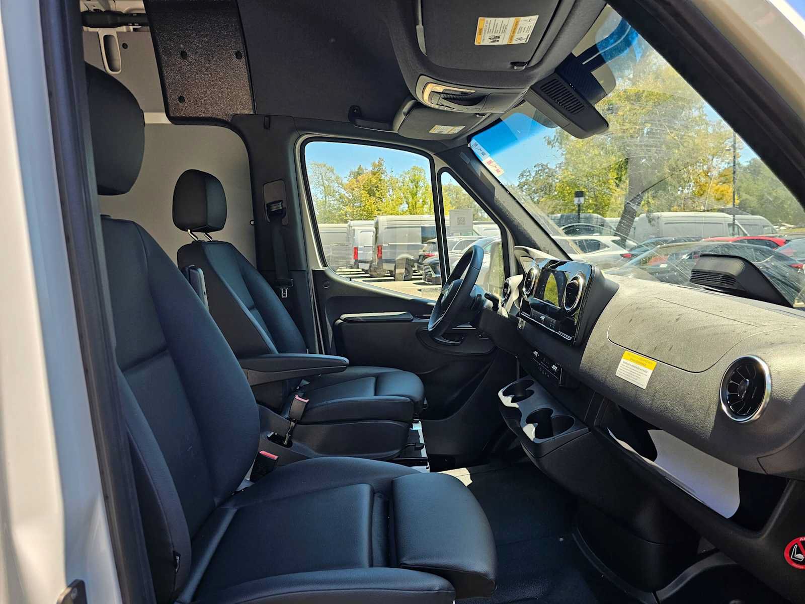 Used 2026 Mercedes-Benz Sprinter 2500 image 10