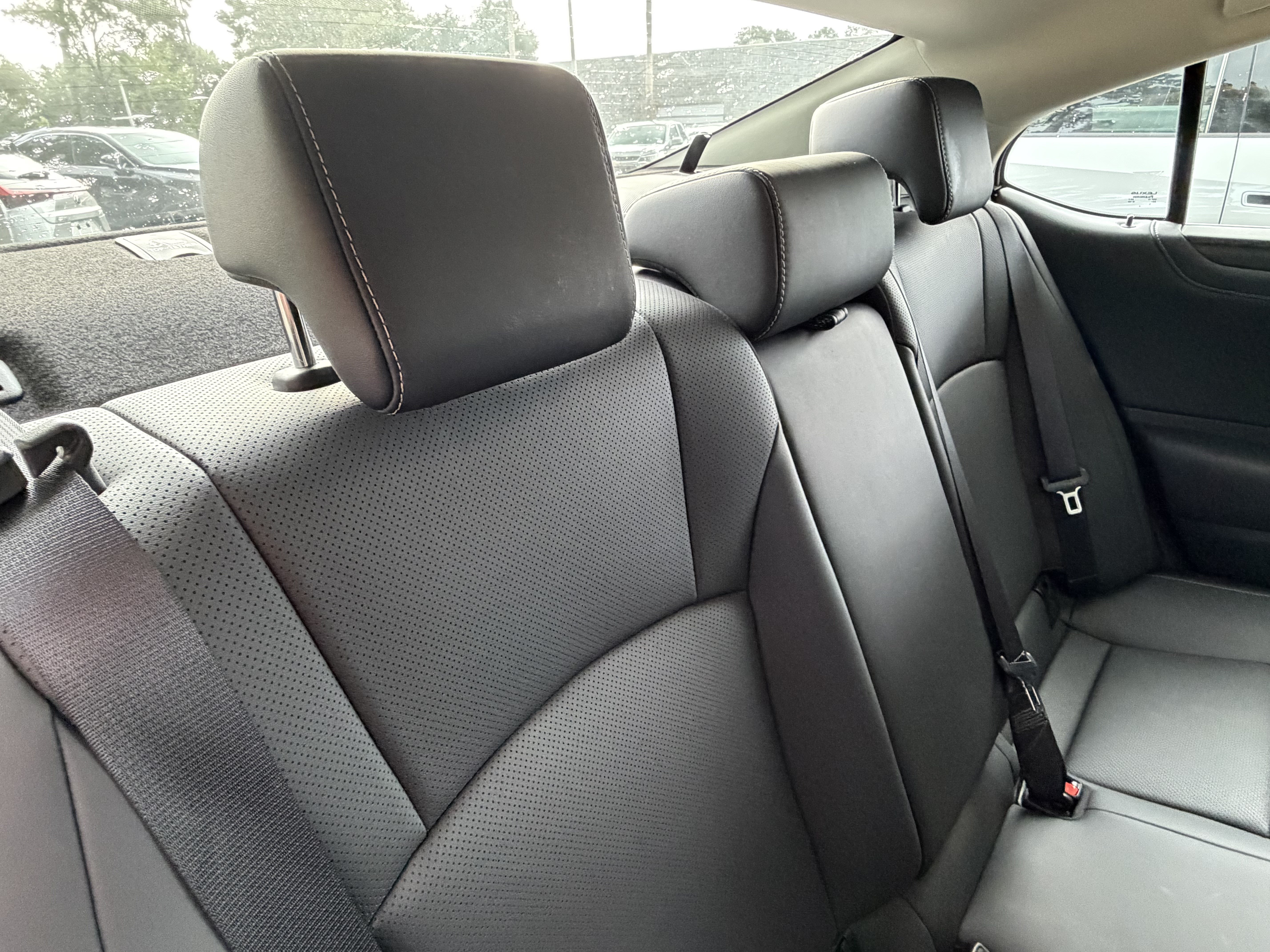 Certified 2025 Lexus ES 350 w/ Premium Package FWD image 41