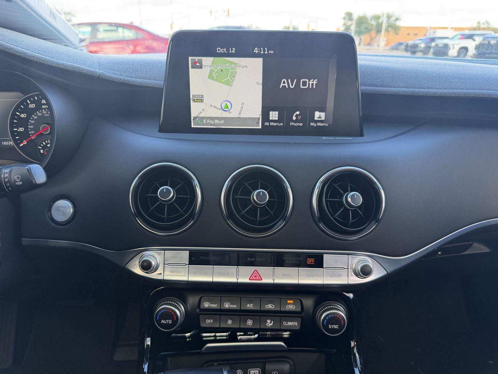 Used 2018 Kia Stinger Premium RWD image 30